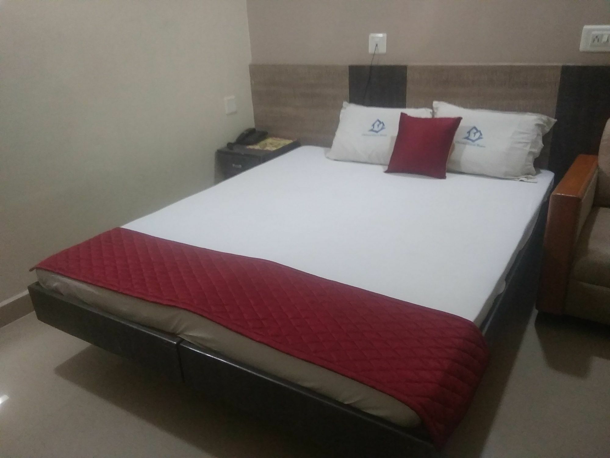 Chennai Guest House Bagian luar foto